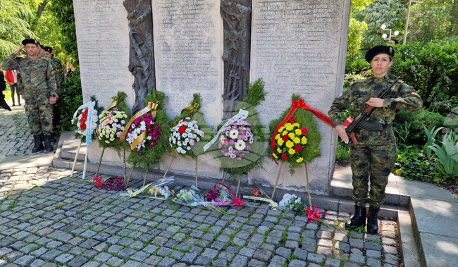 С тържествен ритуал с поднасяне на венци и цветя, лекоатлетическа щафета и концерти ще бъде отбелязан Денят на Европа в Шумен