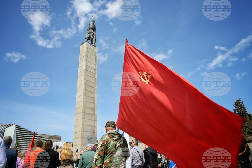 Бургас - 9 май - Паметник на съветската армия - чествания