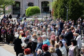 Бургас - 9 май - Паметник на съветската армия - чествания