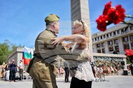 Бургас - 9 май - Паметник на съветската армия - чествания