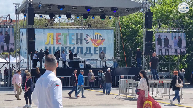 С Летния Никулден отбелязваме своеобразно началото на летните събития в Бургас, каза кметът Димитър Николов