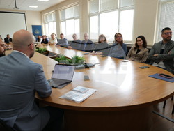 Висшето училище по телекомуникации и пощи въведе нова система за обратна връзка Kazva.bg