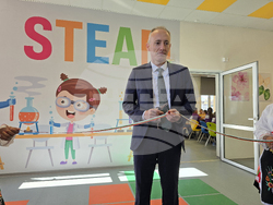 Луковит - министър Красимир Вълчев - училище - STEM център