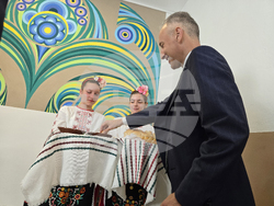 Луковит - министър Красимир Вълчев - училище - STEM център