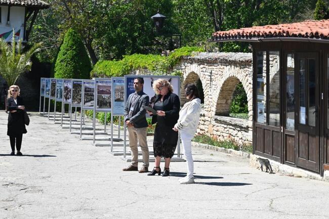 Изложба „85 години от възвръщането на Южна Добруджа към България“ беше открита в Университетска ботаническа градина - Балчик