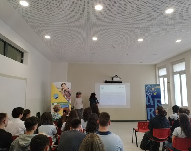 Ученици и лекари от град Русе се включиха в кампанията на Държавната агенция за закрила на детето срещу употребата на вейп, райски газ и „дизайнерски дроги“