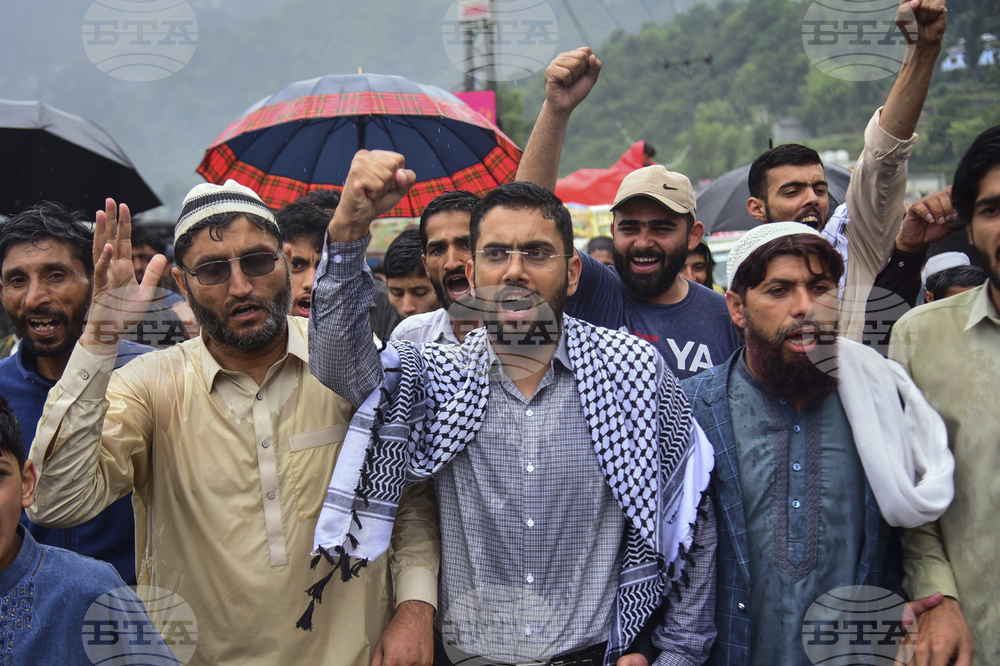 Pakistan India