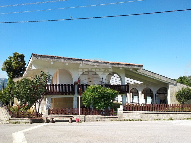 Музеят на бусинската керамика се нуждае от ремонт