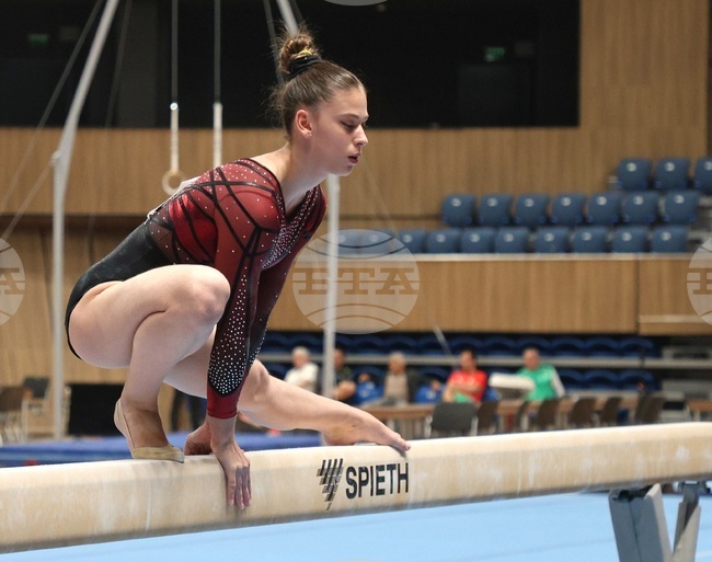 Още два медала за България от Световната купа по спортна гимнастика във Варна, националите завоюваха общо пет отличия от надпреварата