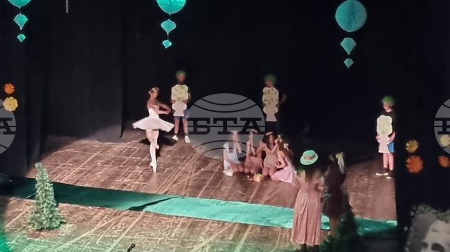 Спектакълът „Лебедово езеро“ спечели първа награда във Фестивал на чуждите езици в Смолян