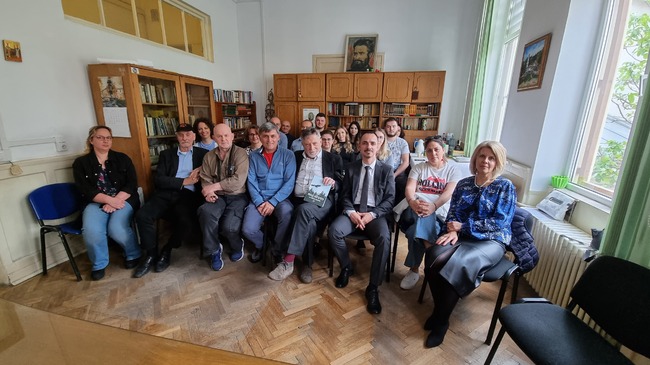 Photographer Emil Danailov Takes Bucharest Students on Virtual Tour of Bulgaria