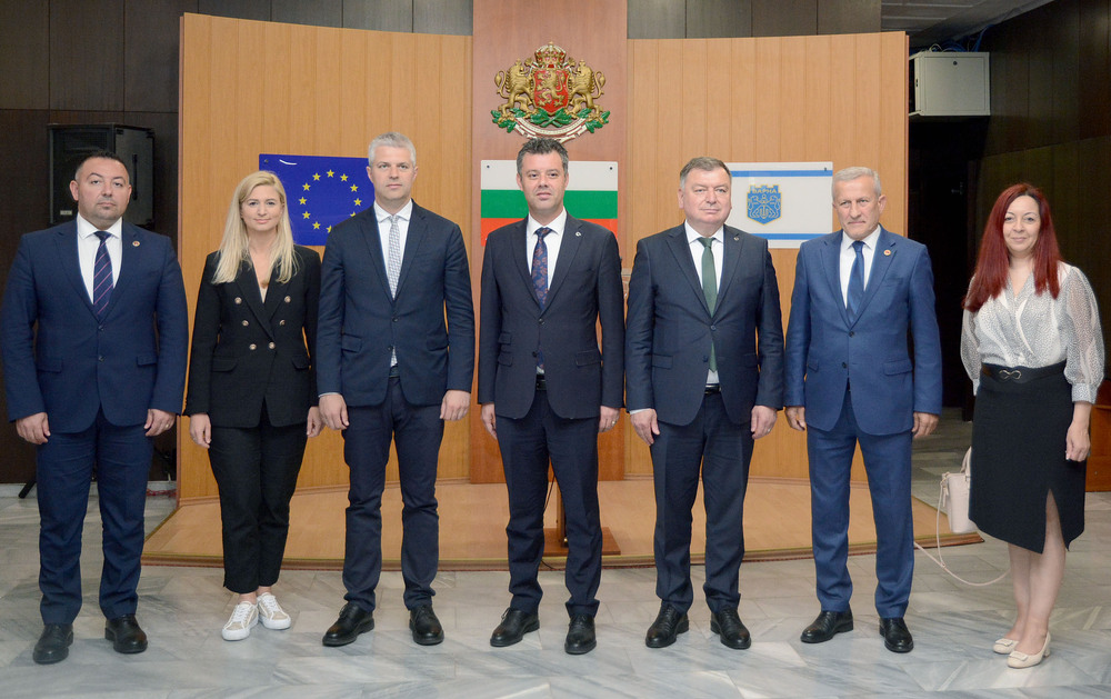 Кметът Благомир Коцев посрещна в Община Варна кмета на Чорлу Ахмет Саръкурт