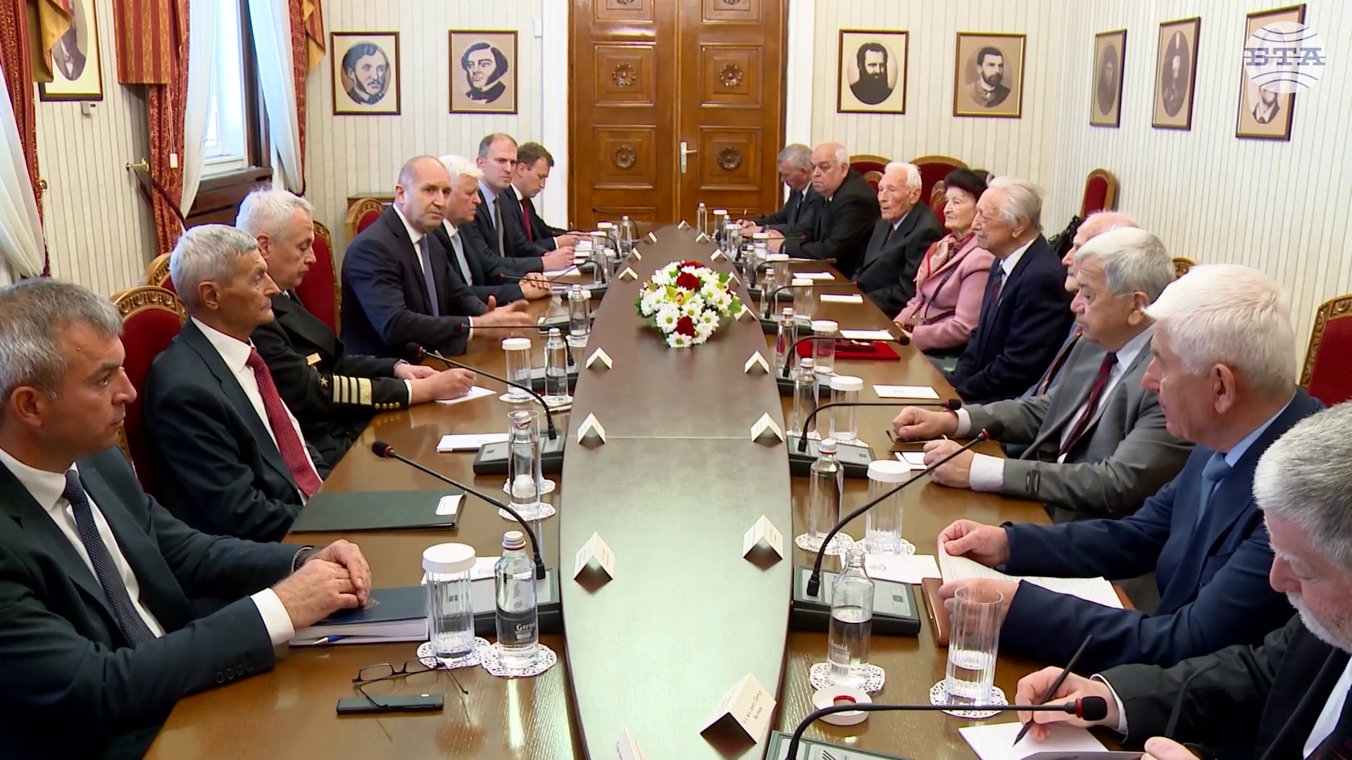 Когато паметта за кръвопролитията изчезне, те неизбежно се повтарят, каза президентът Румен Радев на среща с военно-патриотичните съюзи