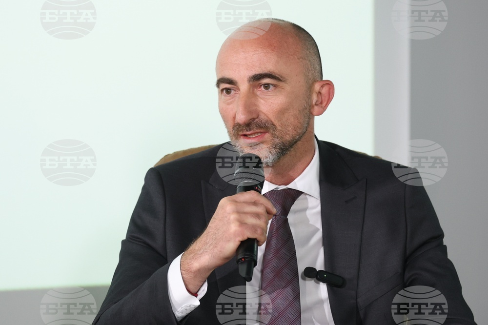 С мрежата от клубове се опитваме да ускорим дигиталната трансформация в България, каза Цветан Спасов