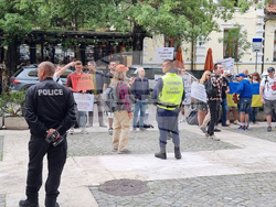 Протест пред Руския културно-информационен център