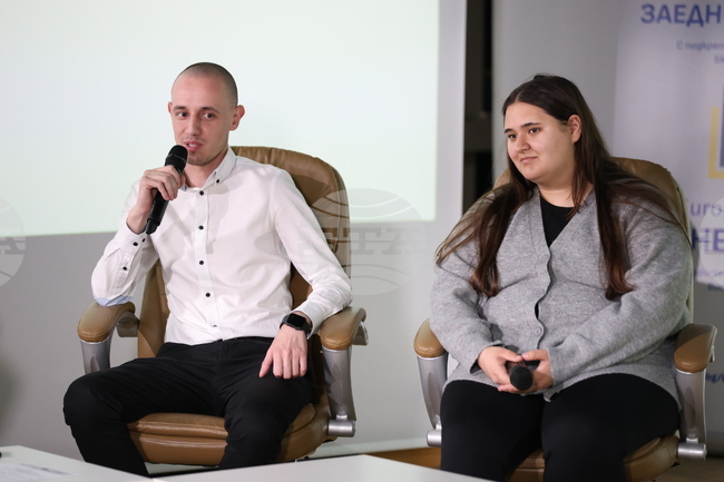 Сравнението между нашите училища и тези в други държави ни дават възможност да се надскачаме, каза Георги Милошев – учител в 125 СУ „Боян Пенев“