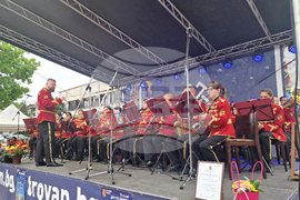 Троян - 45 години Представителен общински младежки духов оркестър с мажоретки