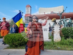 Румъния - Букурещ - Ден на Европа - мирно шествие