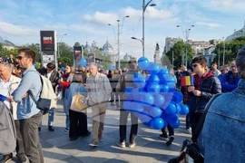 Румъния - Букурещ - Ден на Европа - мирно шествие