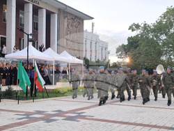 Перущица - Априлско въстание - годишнина - Румен Радев