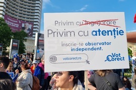 Румъния - Букурещ - Ден на Европа - мирно шествие