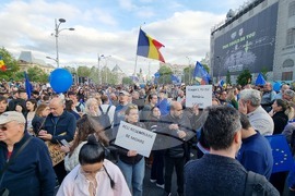 Румъния - Букурещ - Ден на Европа - мирно шествие