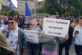 Румъния - Букурещ - Ден на Европа - мирно шествие