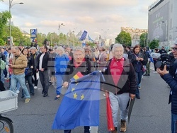 Румъния - Букурещ - Ден на Европа - мирно шествие