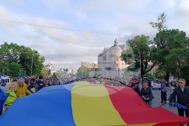 Румъния - Букурещ - Ден на Европа - мирно шествие