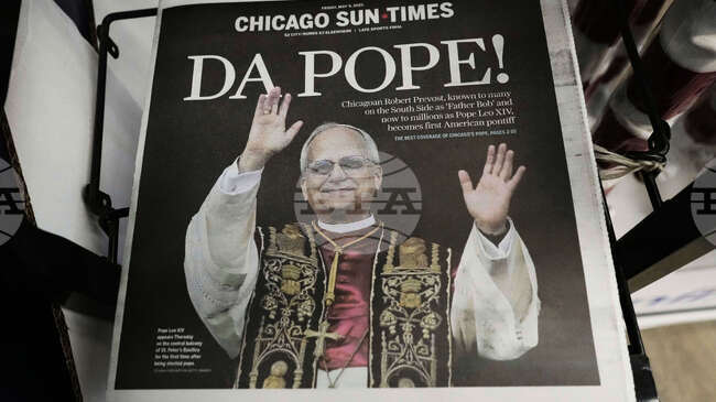 Папа Лъв XIV получи като подарък чикагска бира от губернатора на Илинойс 