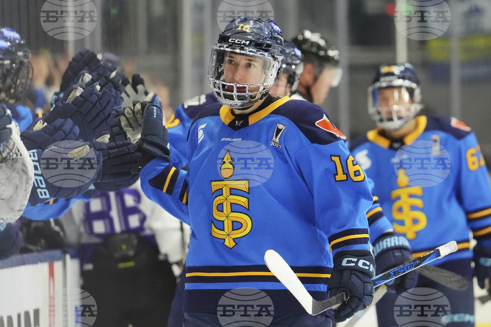 PWHL Frost Sceptres Hockey