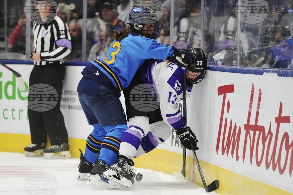 PWHL Frost Sceptres Hockey