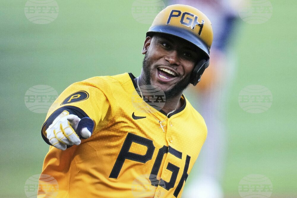 Braves Pirates Baseball