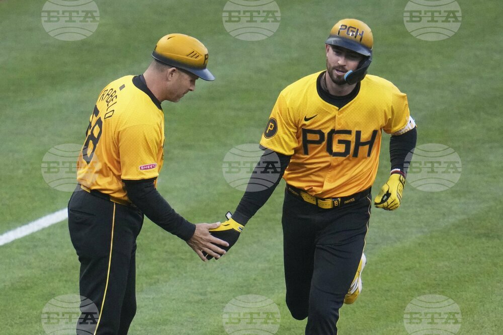 Braves Pirates Baseball