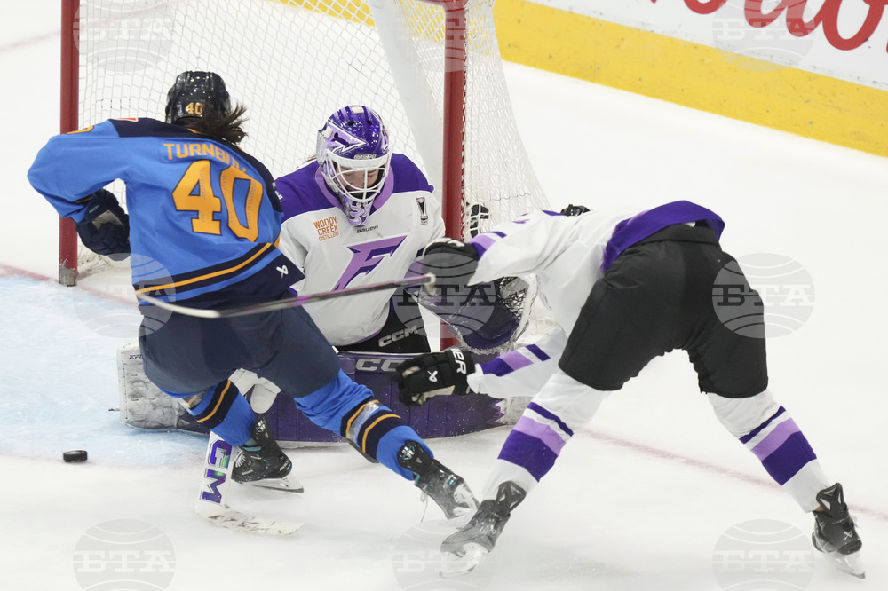 PWHL Frost Sceptres Hockey