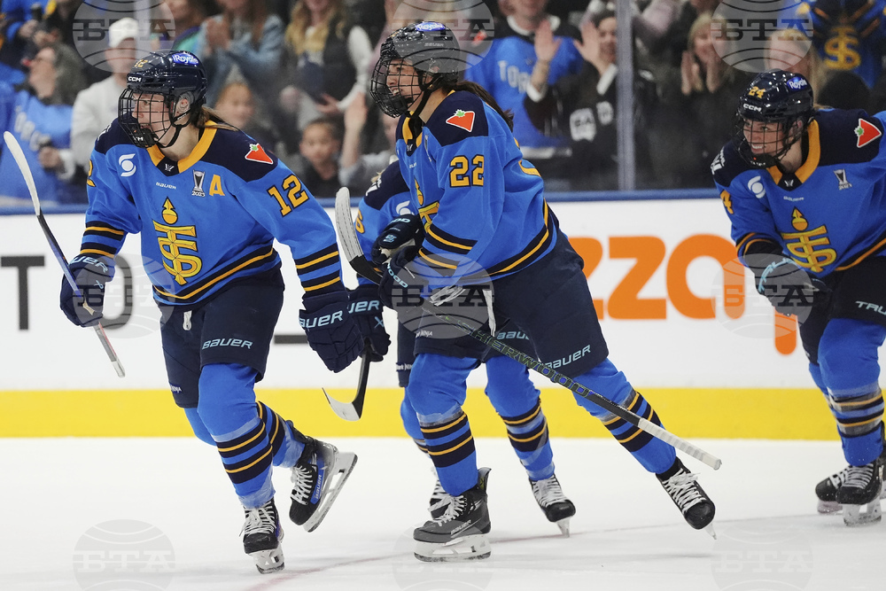 PWHL Frost Sceptres Hockey