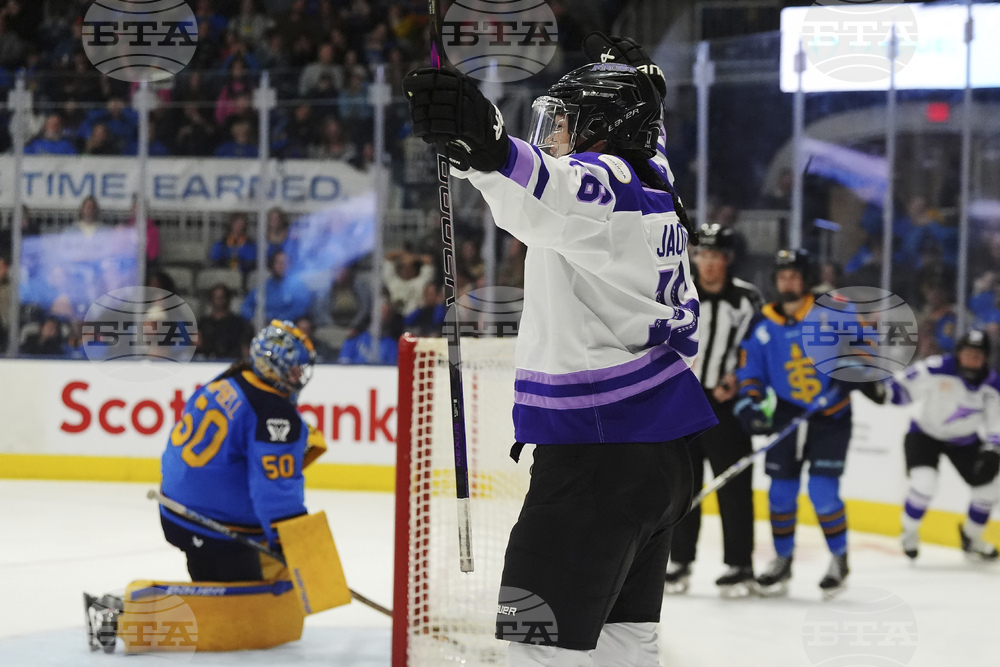 PWHL Frost Sceptres Hockey