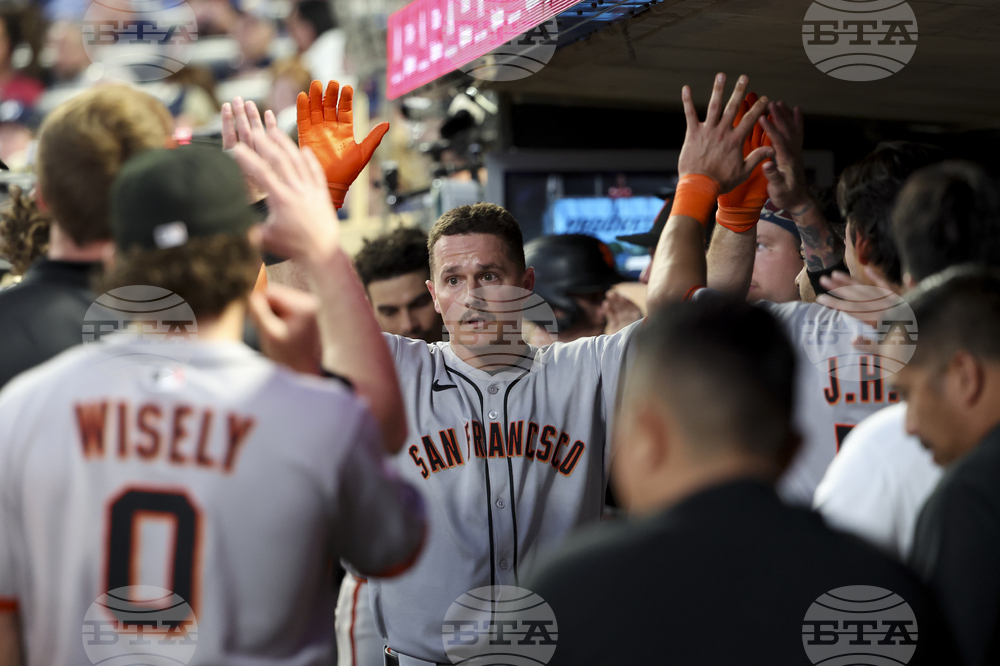 Giants Twins Baseball