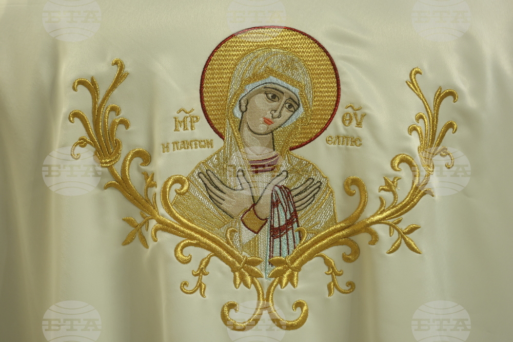 Патриаршеска катедрала "Св. Александър Невски" - патриарх Даниил - литургия