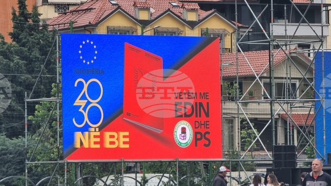 Убедителна победа на управляващата Социалистическа партия предвижда екзитпол след днешните парламентарни избори в Албания