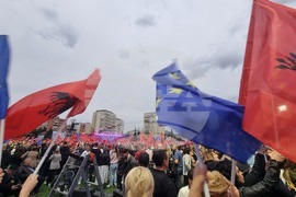 Албания - Социалистическа партия - заключителен митинг