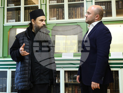 Гърция - Света Гора - Българска делегация - библиотека - посещение