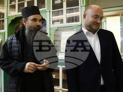 Гърция - Света Гора - Българска делегация - библиотека - посещение