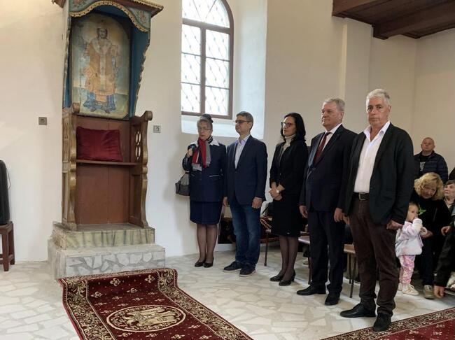 Румен Петков участва в освещаването на възстановената църква „Свети Атанасий“ в село Козар Белене