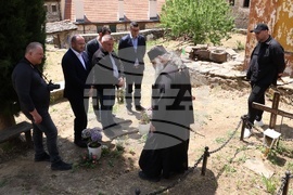 Гърция - Света Гора - Българска делегация - архимандрит Амвросий