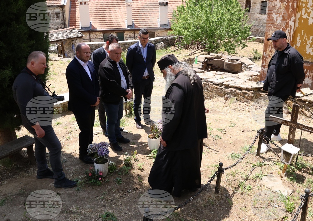 Гърция - Света Гора - Българска делегация - архимандрит Амвросий