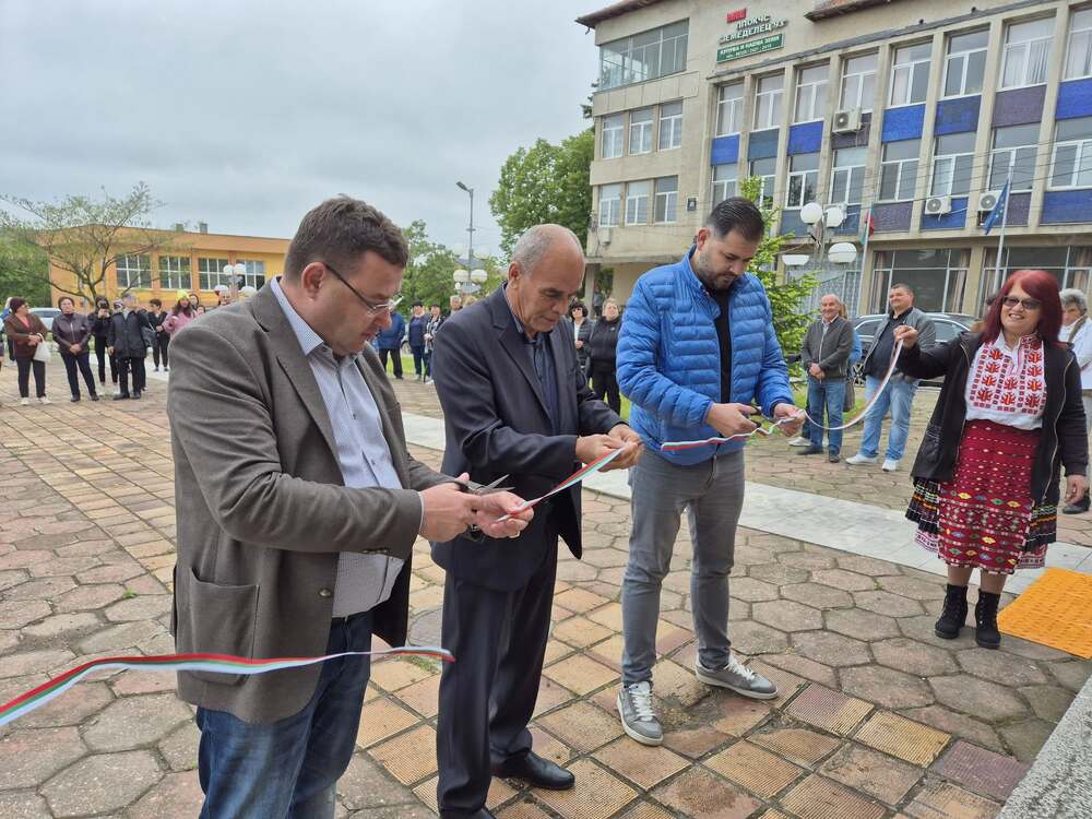 Читалищата в свищовските села Овча могила и Козловец бяха открити след ремонт