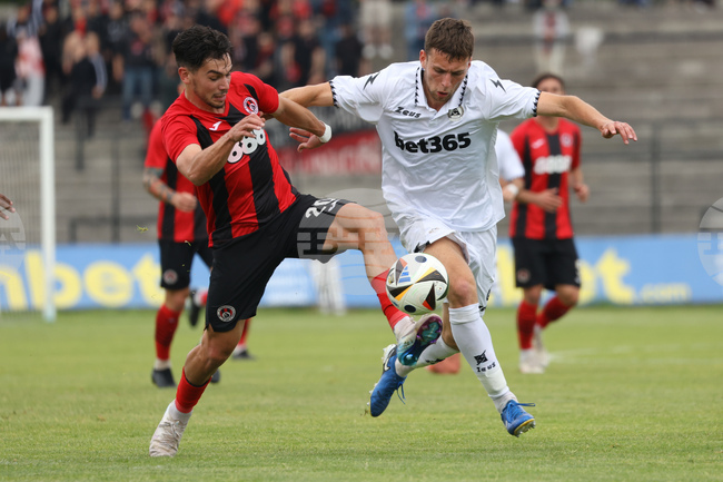 Локомотив София се раздели с полузащитника Диого Тейшейра