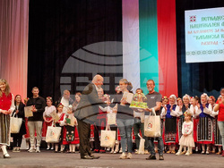 Разград - фолклорен фестивал „Капанска китка” - награди