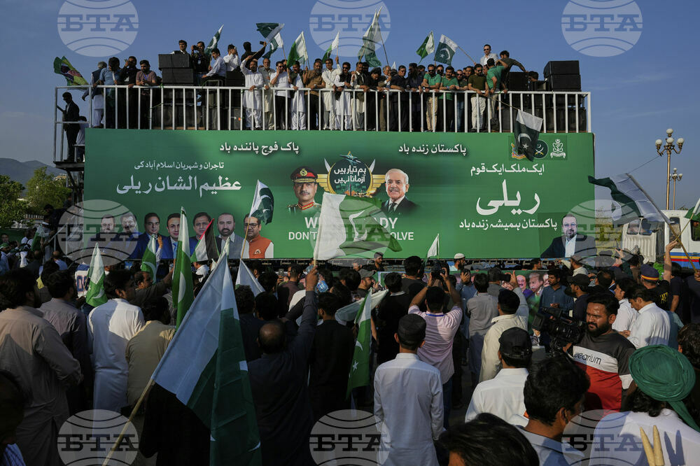 Pakistan India